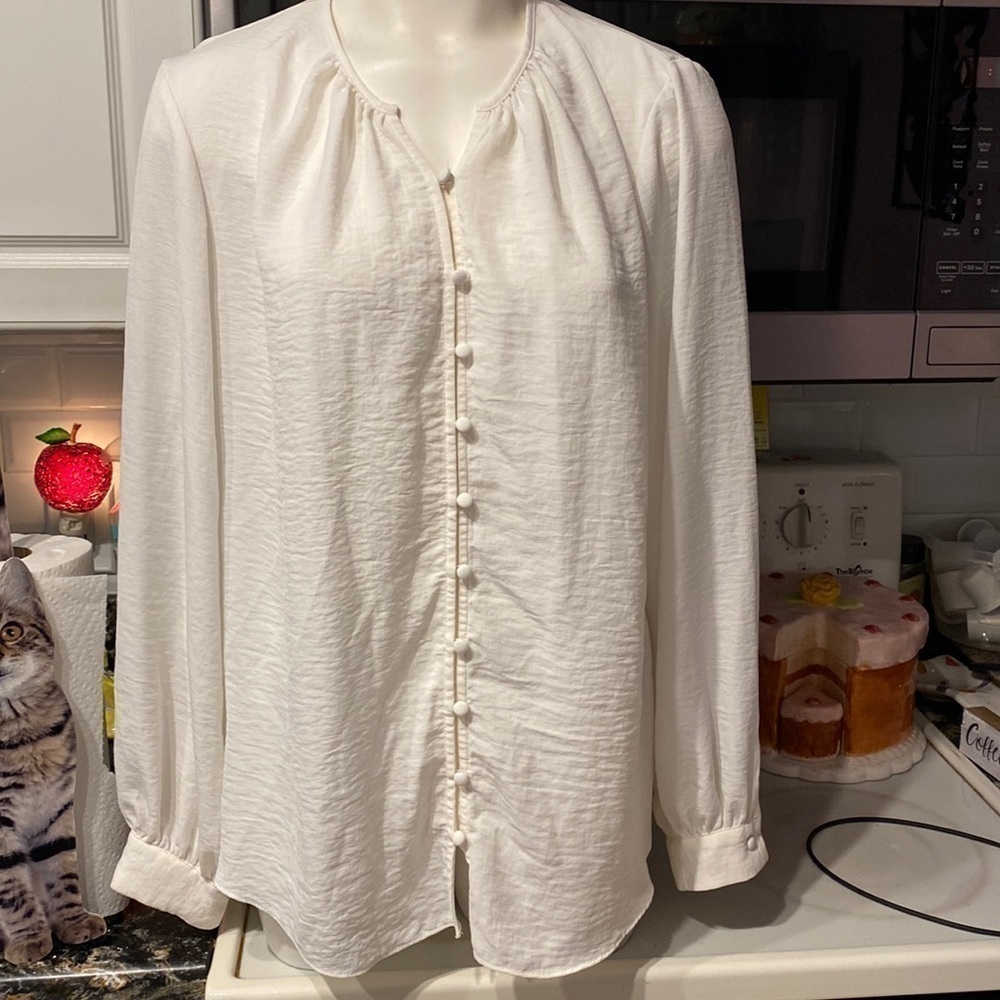 R womens Nine West button front long sleeve regular size blouse XL